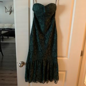 Lace midi dress